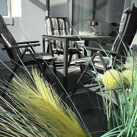 - Haus H, App 0h0302 Apartment *